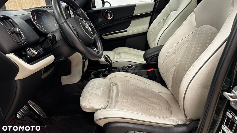 MINI John Cooper Works ALL4 sport - 6