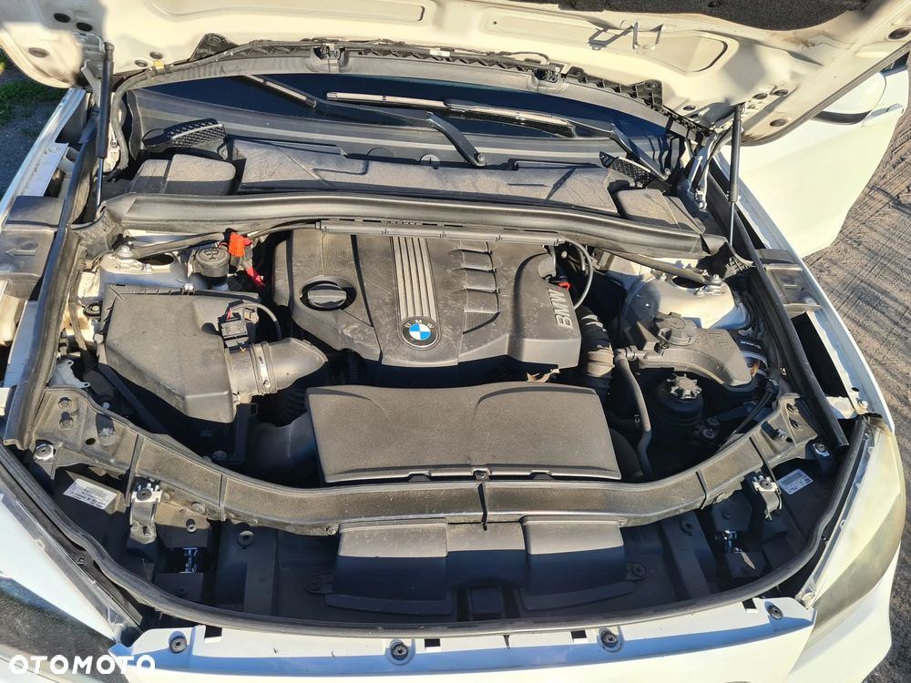 BMW X1 sDrive18d xLine - 10