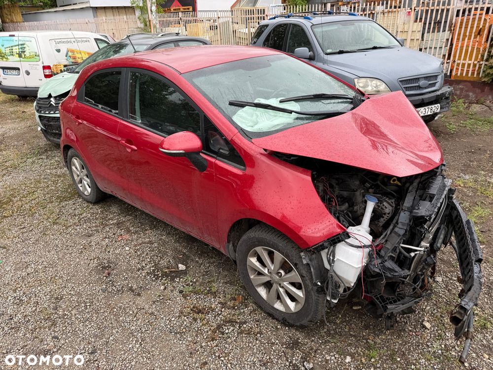 Kia Rio 1.2 Business Line - 6