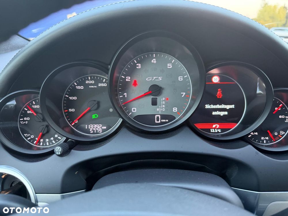 Porsche Cayenne GTS Tiptronic S - 24