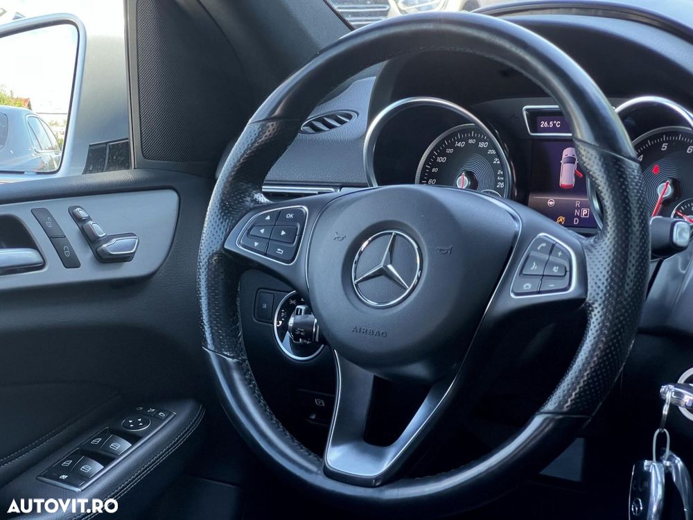 Mercedes-Benz GLE 400 4MATIC - 11