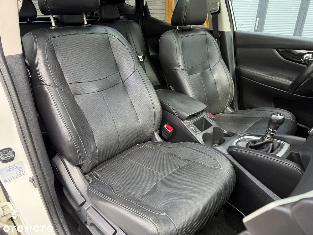 Nissan Qashqai 1.5 dCi DPF acenta - 18