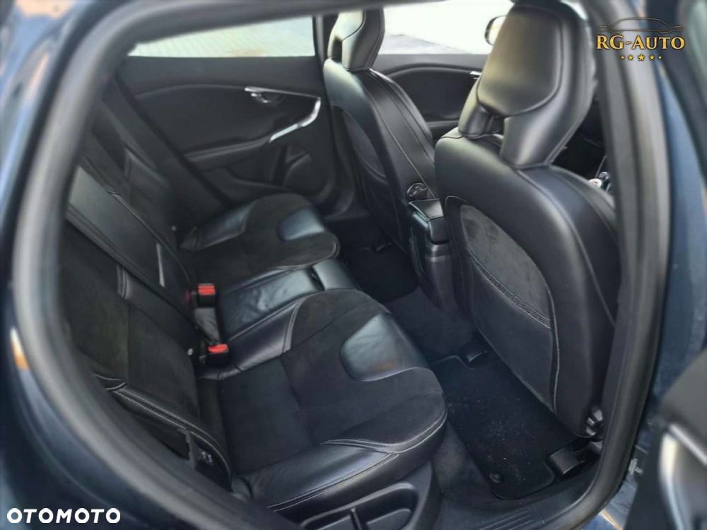 Volvo V40 - 32