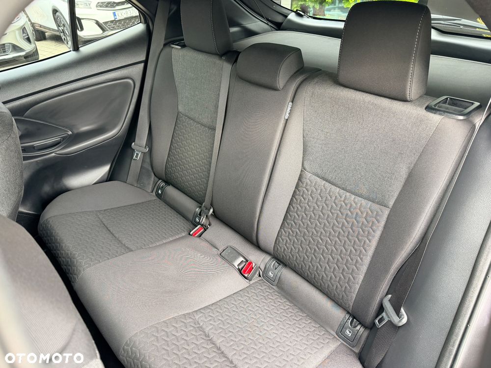 Toyota Yaris Cross Hybrid 1.5 Comfort AWD - 16