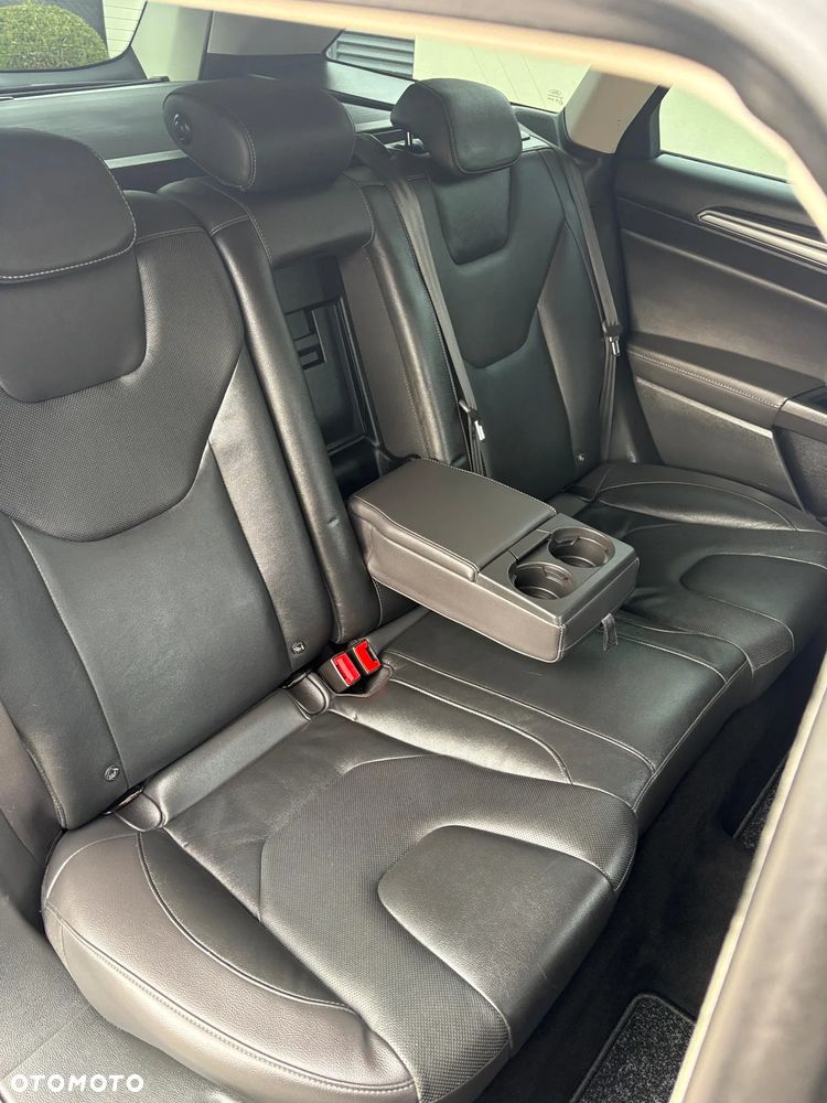 Ford Mondeo 1.6 TDCi ECOnetic Start-Stopp Titanium - 13