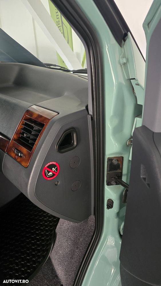 Mercedes-Benz Vito - 22