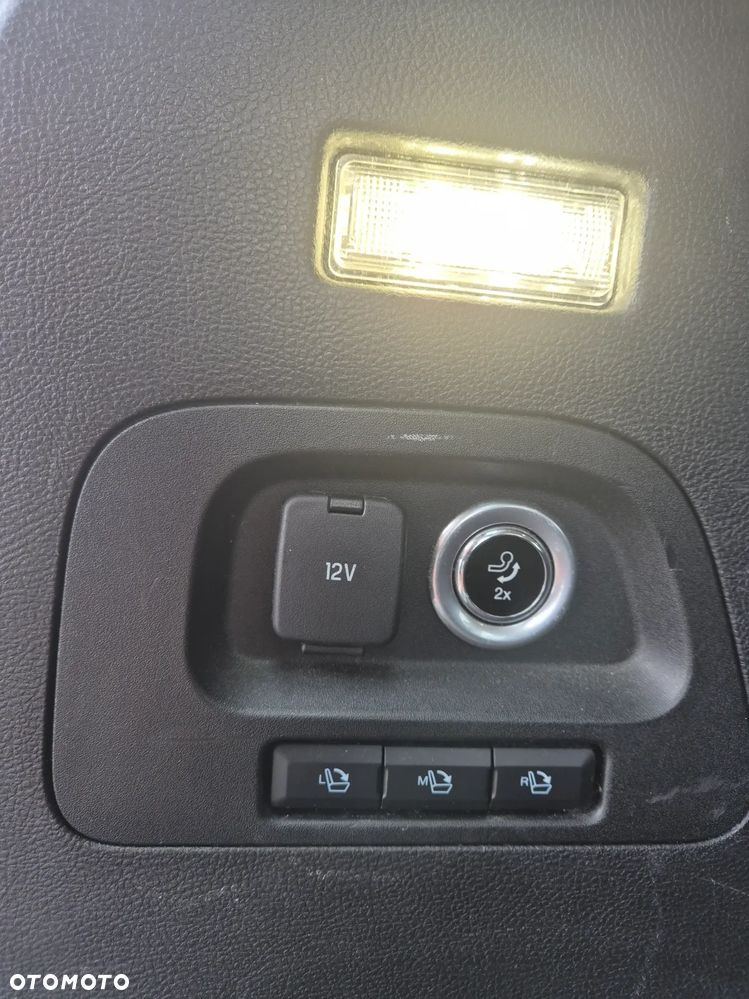 Ford S-Max 2.0 TDCi Trend - 16