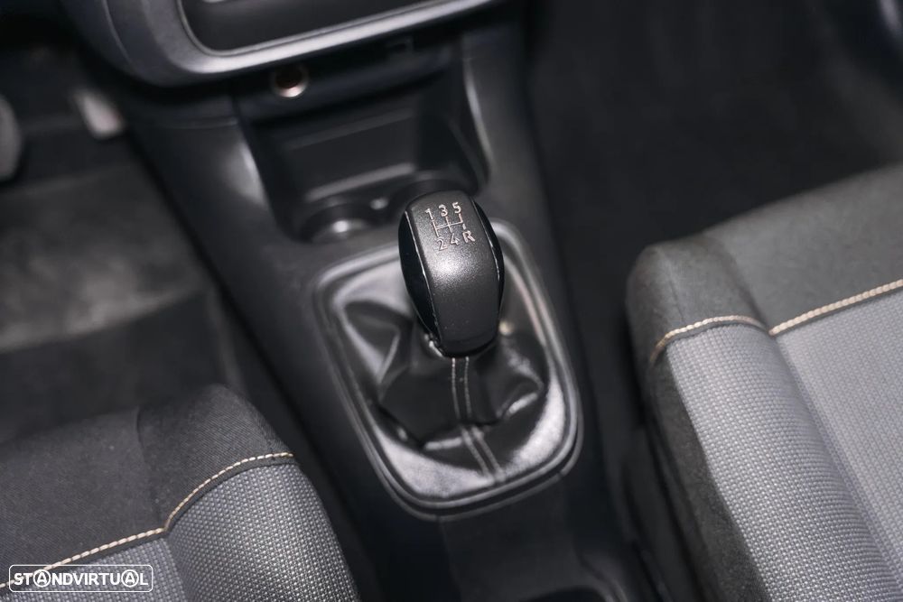 Citroën C3 1.2 PureTech C-Series - 28