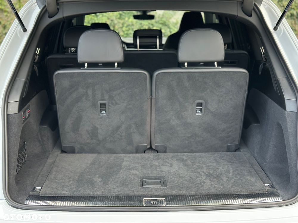 Audi SQ7 TFSI quattro tiptronic competition plus - 24