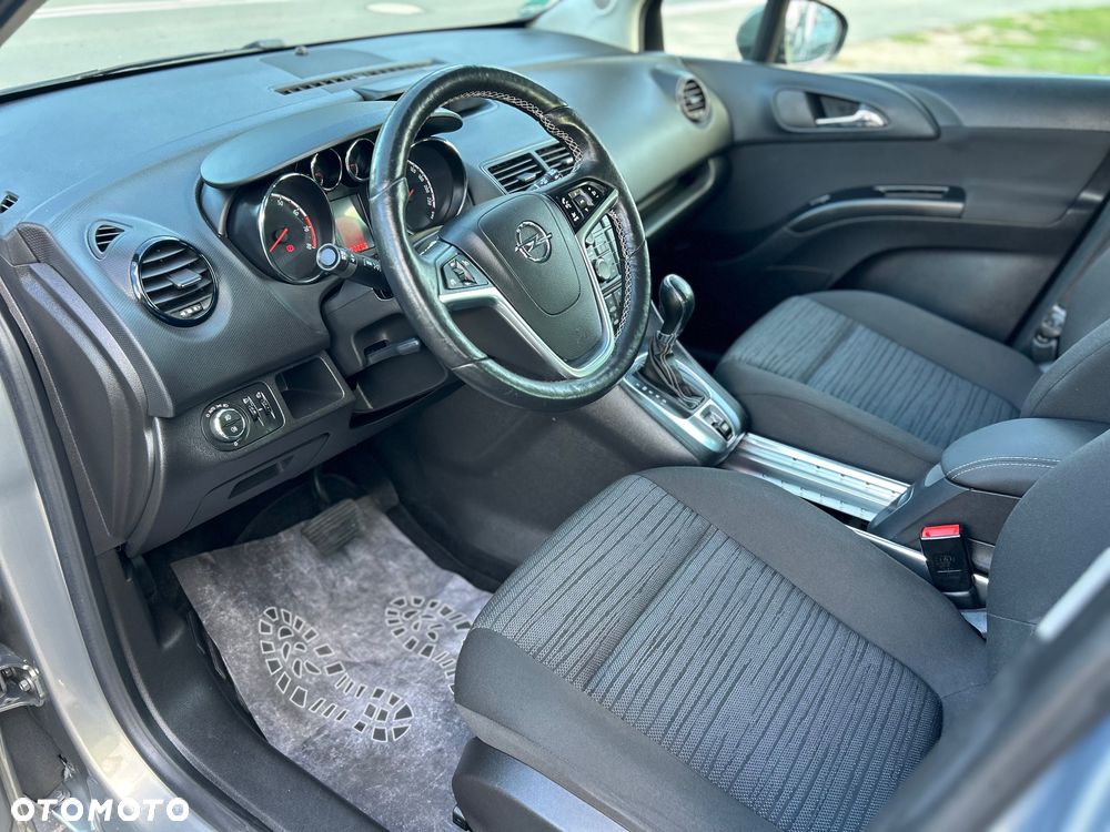 Opel Meriva - 9