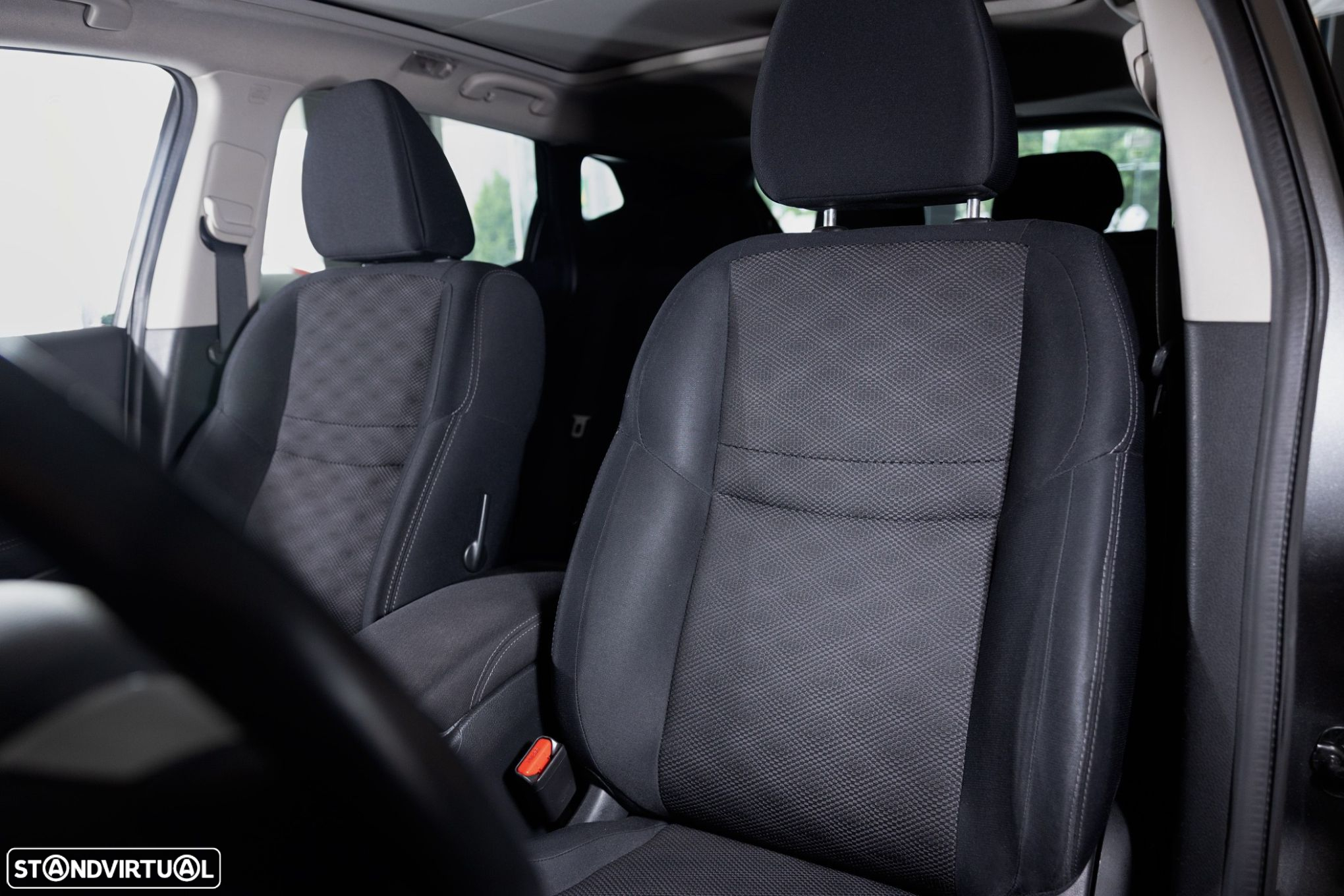 Nissan Qashqai 1.2 DIG-T N-Connecta Xtronic - 24