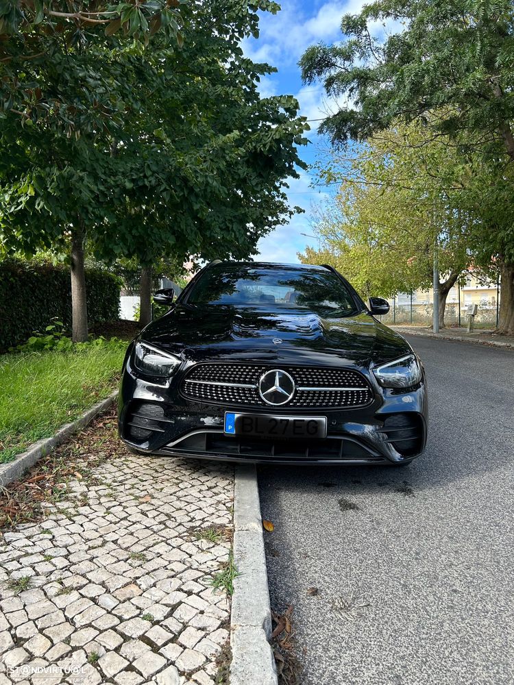 Mercedes-Benz E 300 de 4Matic 9G-TRONIC AMG Line - 4