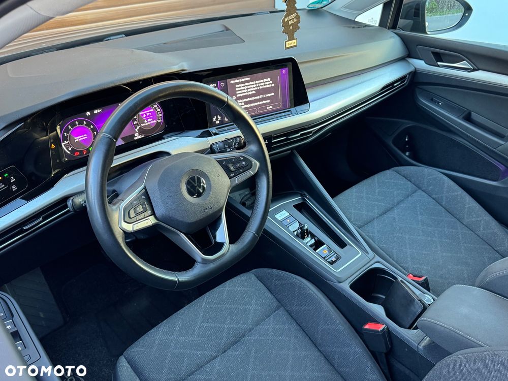 Volkswagen Golf 1.5 eTSI OPF DSG Style - 25