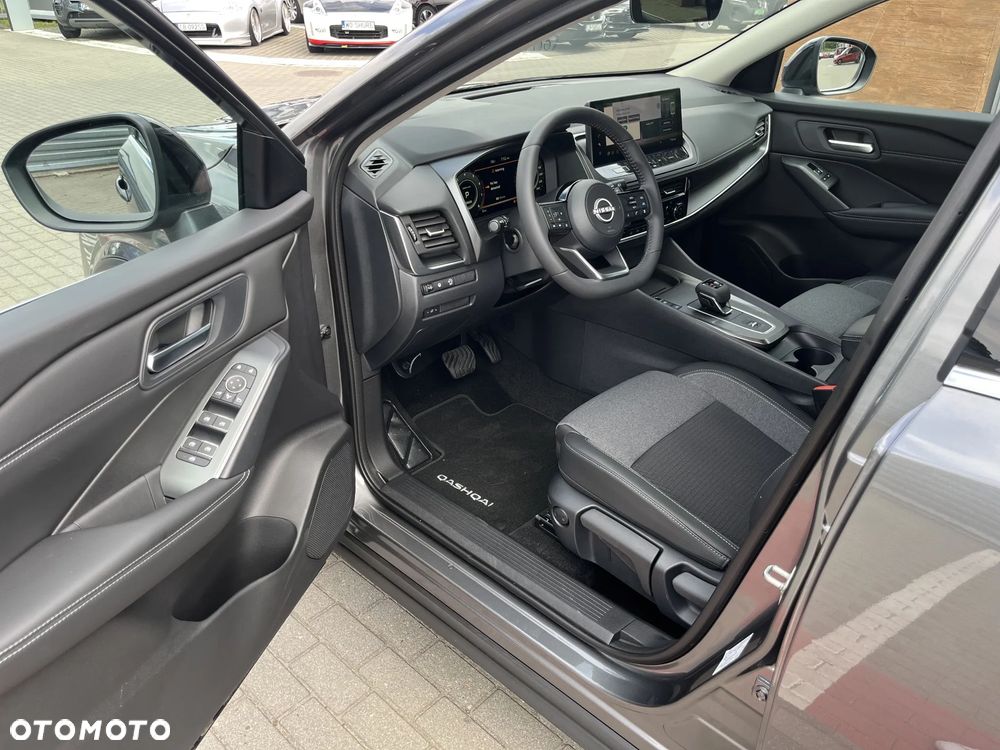 Nissan Qashqai 1.3 DIG-T MHEV N-Connecta Xtronic - 9