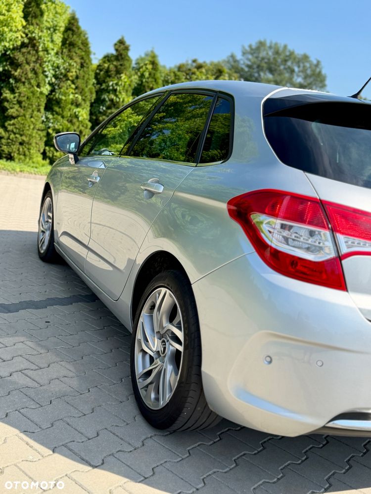 Citroën C4 HDi 150 Exclusive - 10