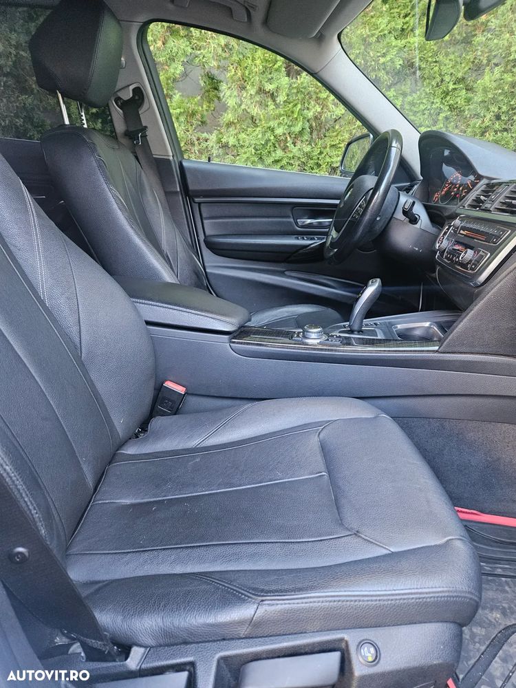 BMW Seria 3 320d Touring xDrive Aut. Luxury Line - 13