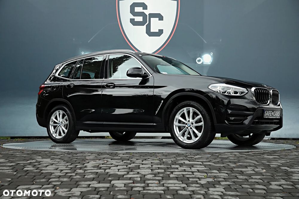 BMW X3 xDrive20i GPF Advantage - 12