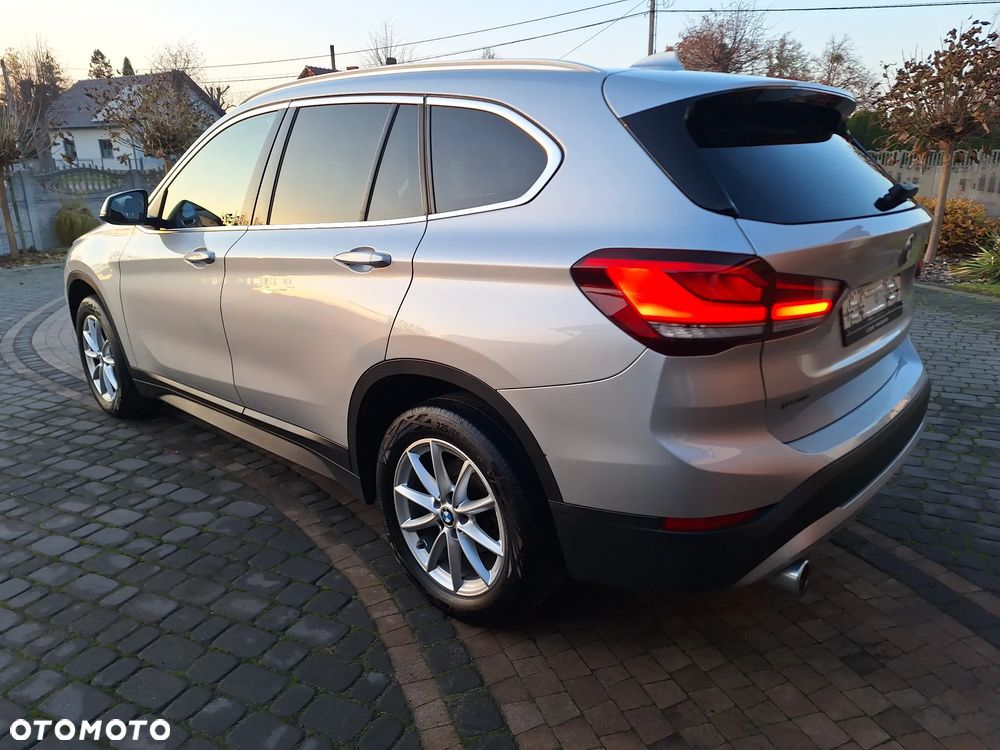 BMW X1 sDrive16d Advantage - 12
