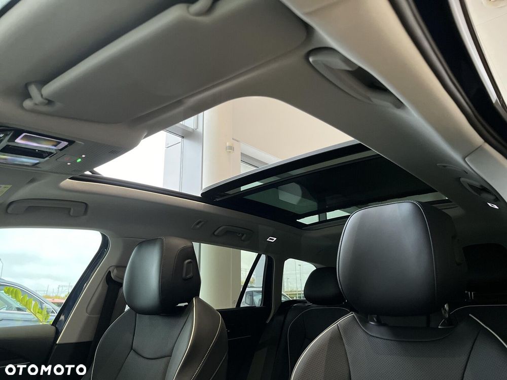 Volkswagen Passat - 21