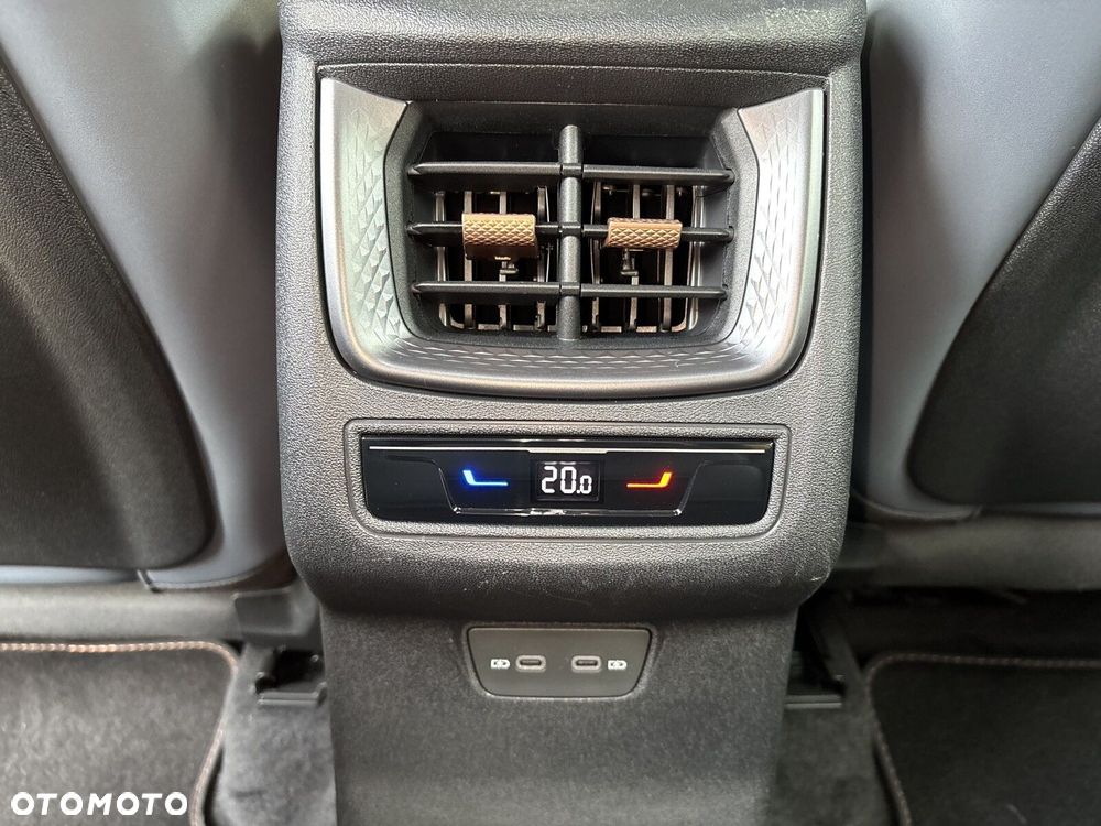 Cupra Terramar 1.5 eTSI mHEV DSG - 15