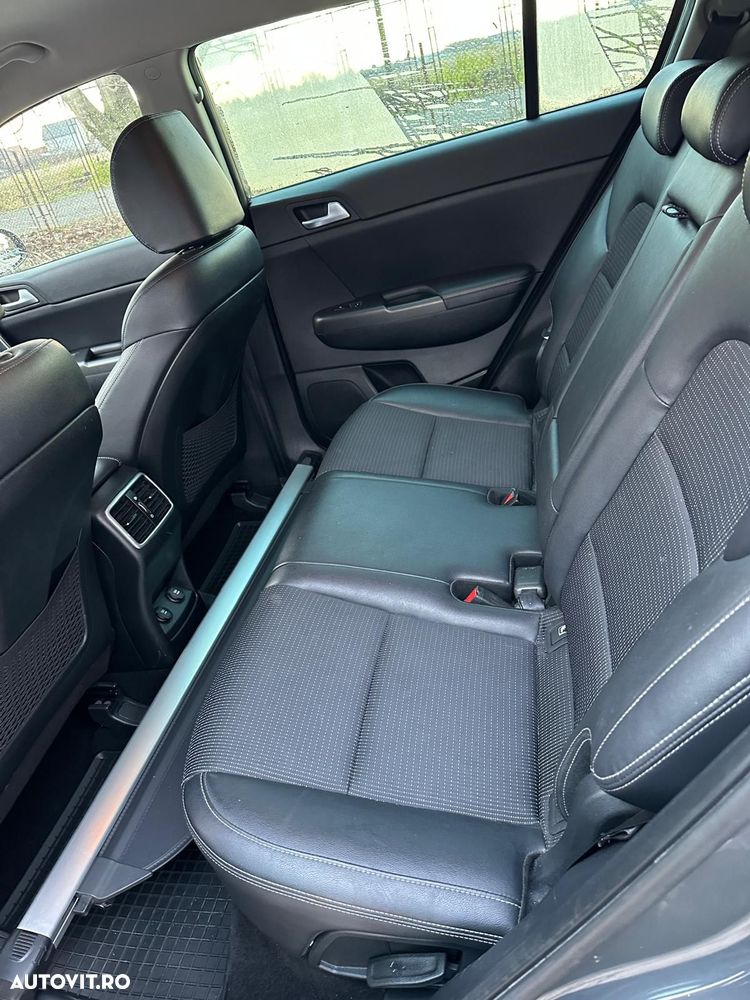 Kia Sportage 1.6 DSL 7DCT HP 4x4 Style - 9