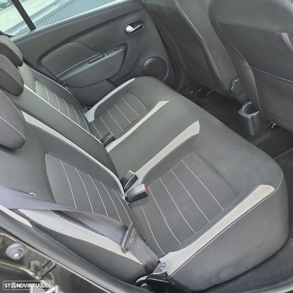 Dacia Sandero 0.9 TCe Stepway - 9