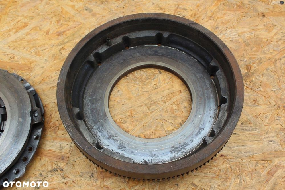 Sprzęgło AUDI VW SKODA SEAT 1.6 8v 027105273D kompletne oryginał BENZYNA - 5