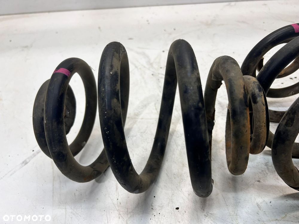 SPRĘŻYNA TYŁ VW SHARAN 19X250MM - 2