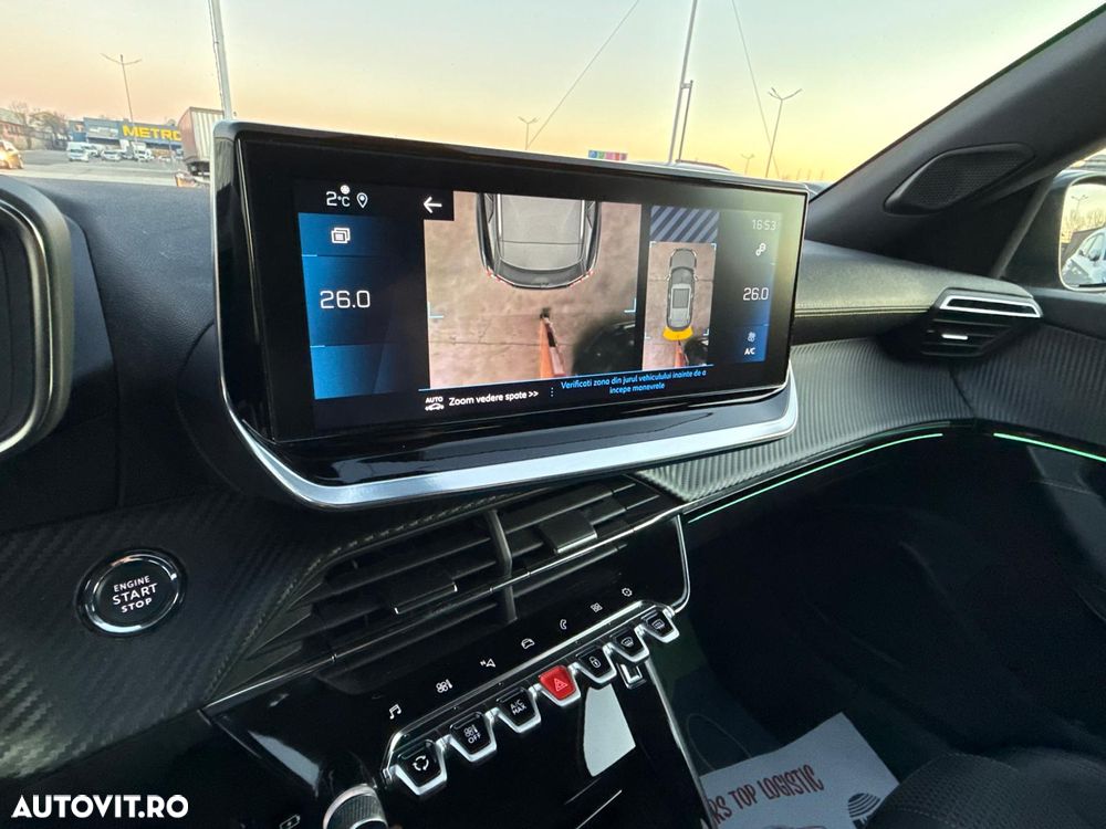 Peugeot 2008 PureTech 130 EAT8 GT Pack - 34