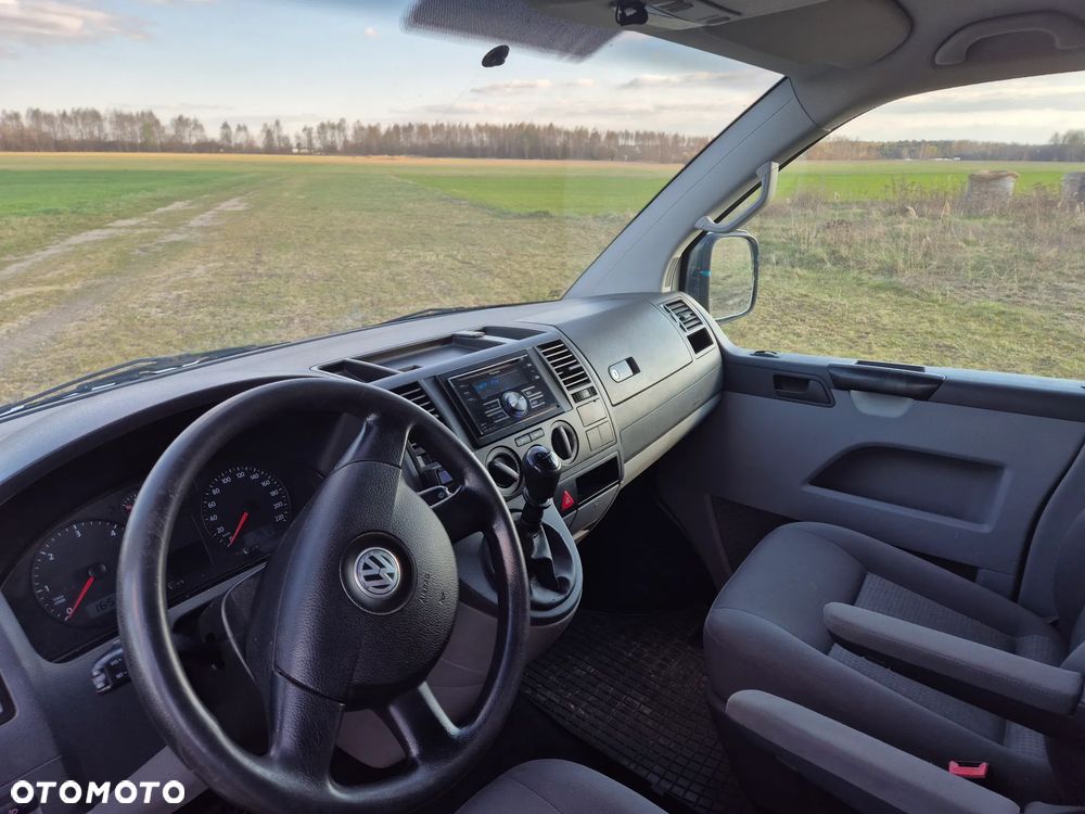 Volkswagen Transporter - 22