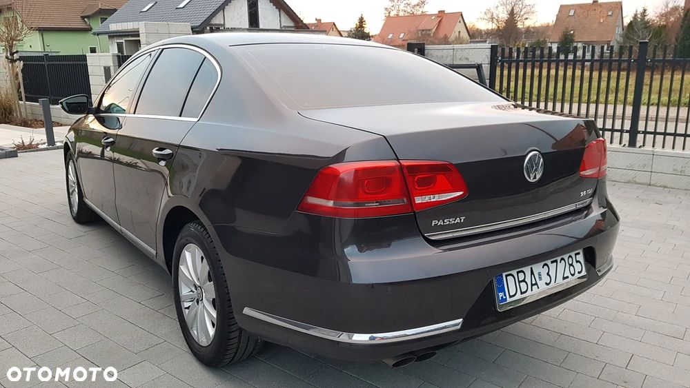 Volkswagen Passat 2.0 TDI DPF Highline - 3
