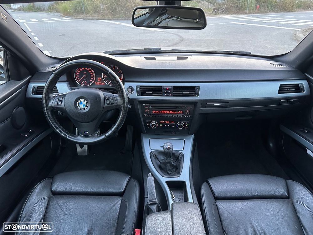 BMW 320 d Coupe - 27