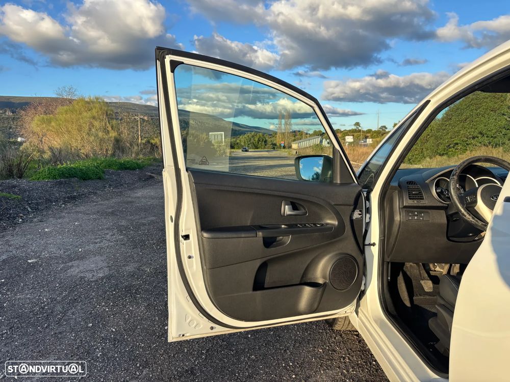 Kia Venga 1.4 CRDi TX ISG - 11