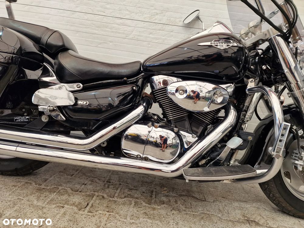 Suzuki Intruder - 22