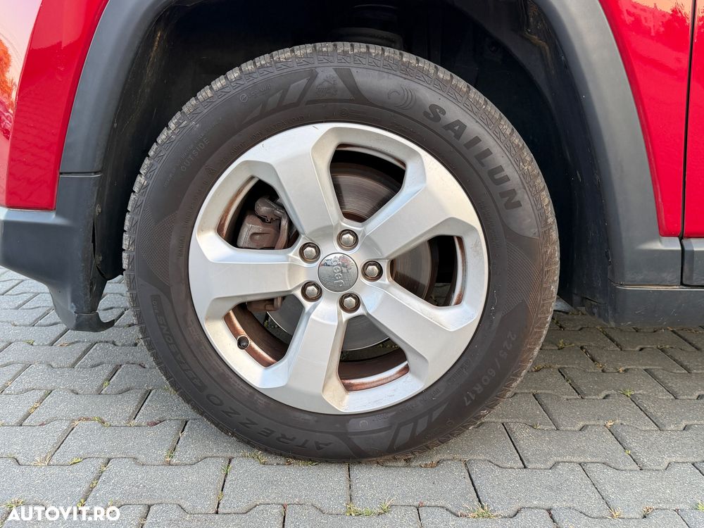 Jeep Compass - 32