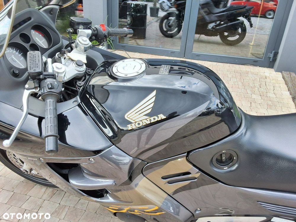Honda CBR - 14