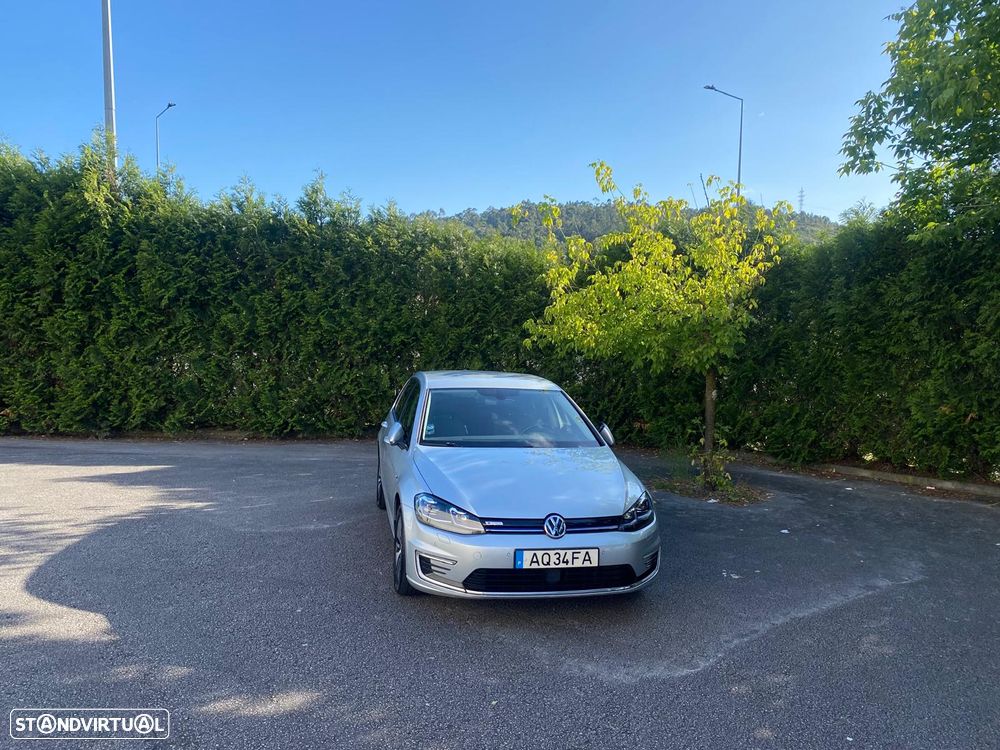 VW e-Golf - 14