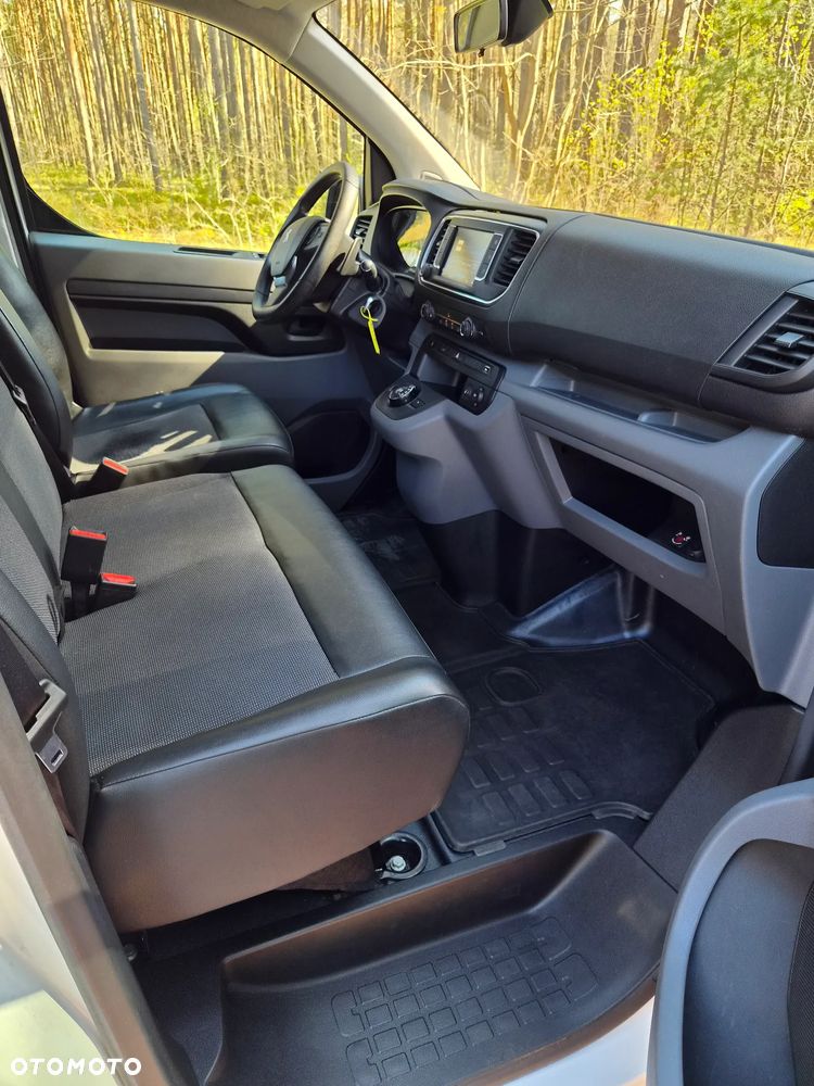 Peugeot Expert - 8