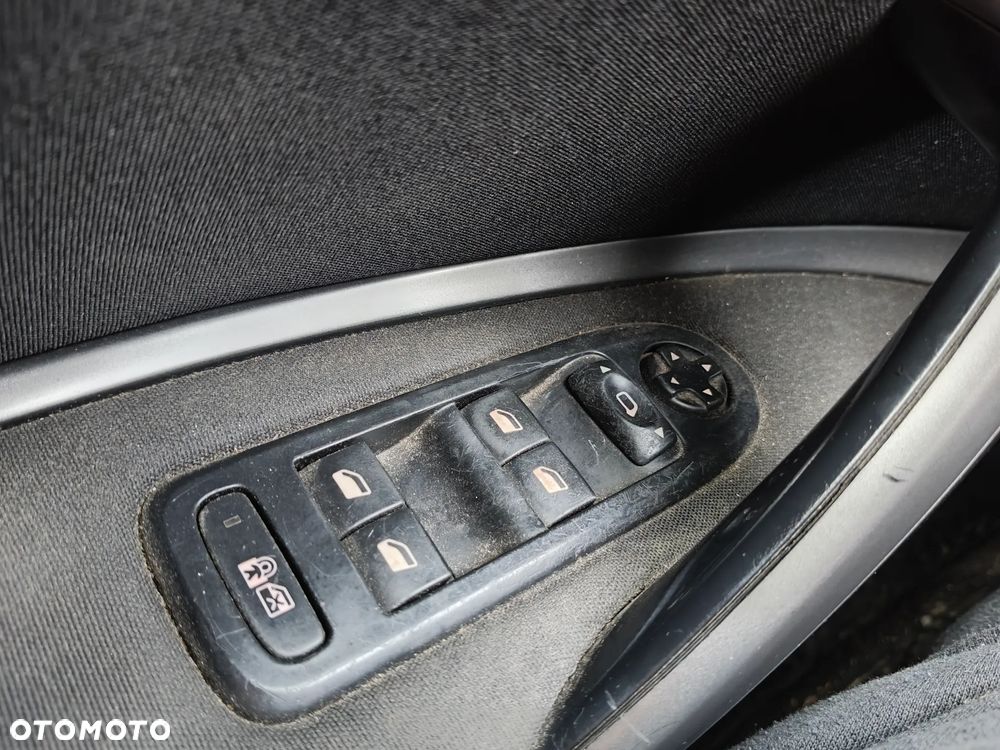 Citroën C5 e-HDi 115 EGS6 FAP Tendance - 21