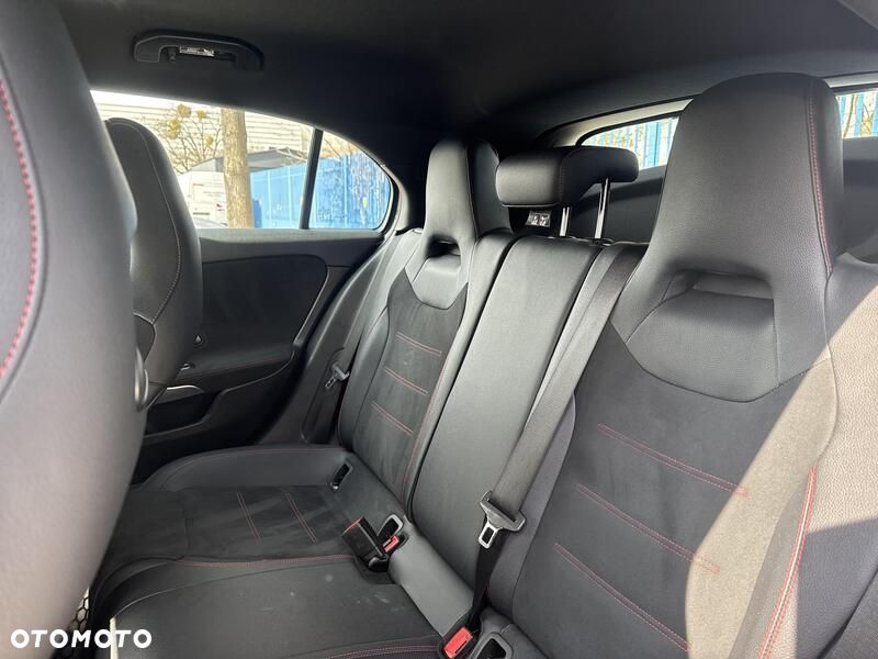 Mercedes-Benz Klasa A 200 AMG Line 7G-DCT - 16