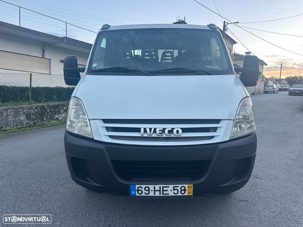 Iveco Daily 35C18 7 Lugares caixa aberta - 2