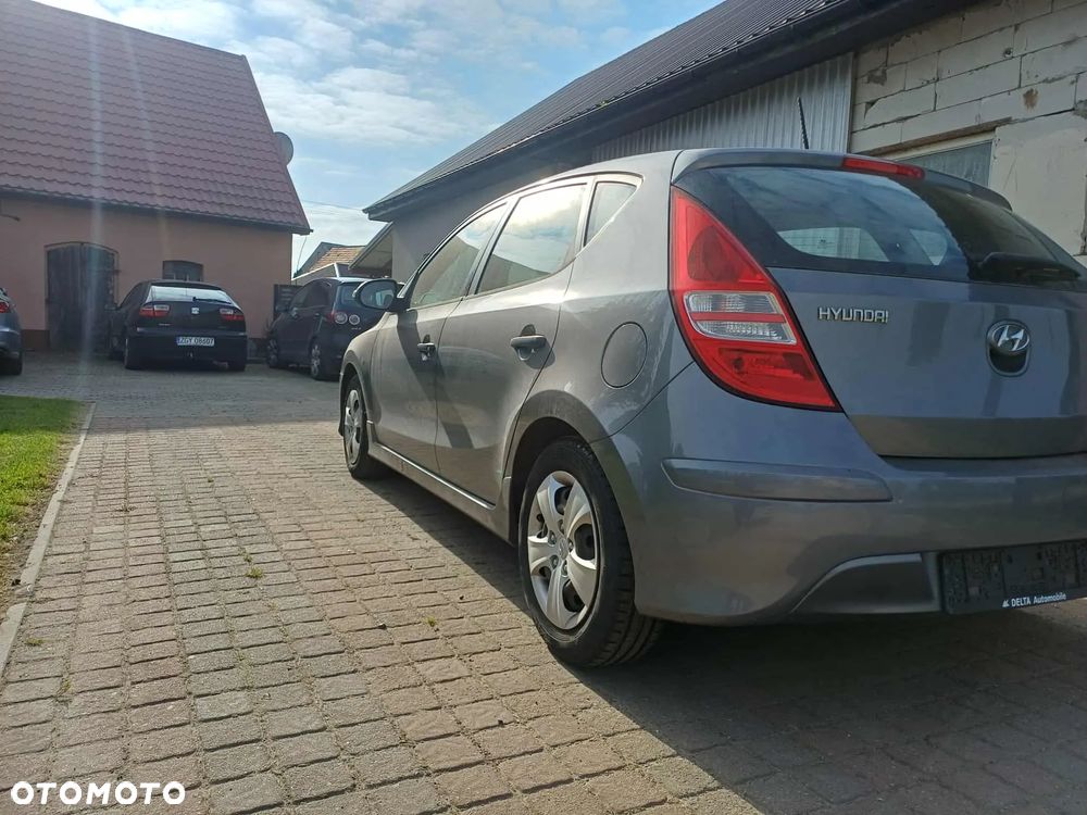 Hyundai i30 1.4 Classic + - 4