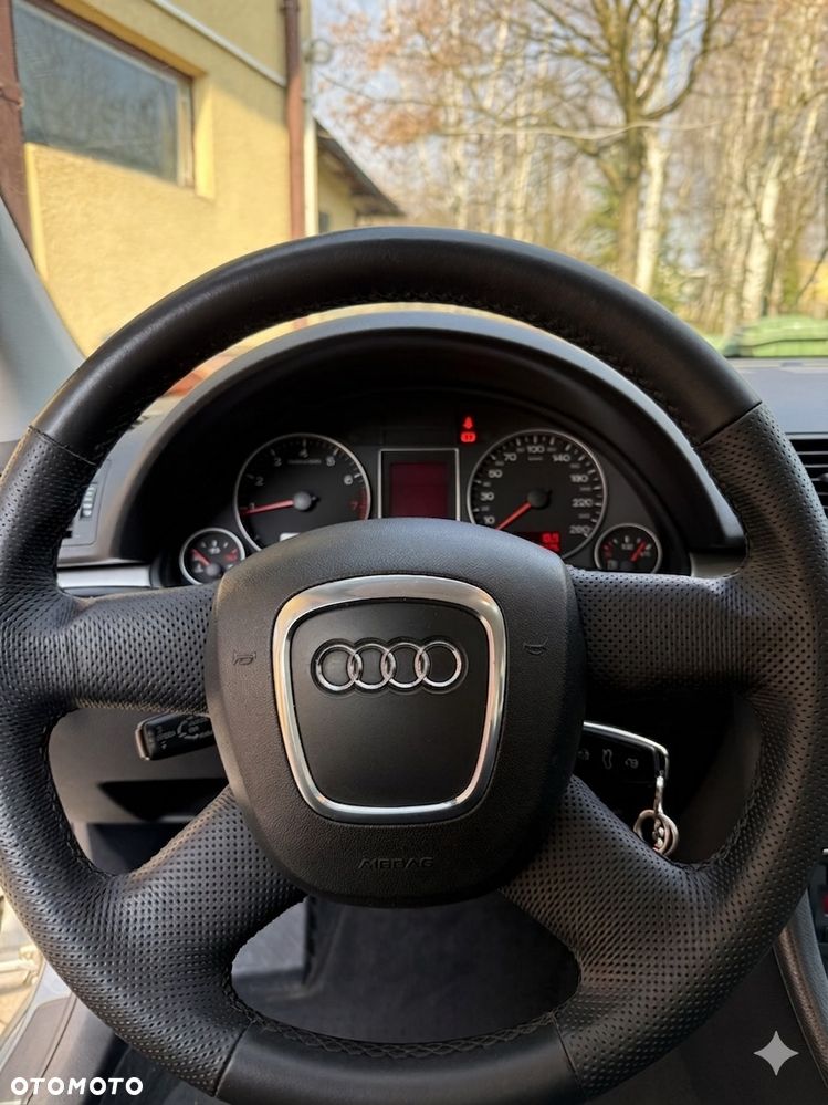 Audi A4 Avant 1.6 - 10