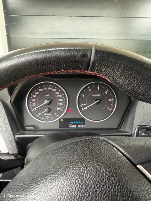 BMW 116 d EDynamics Line Sport - 9