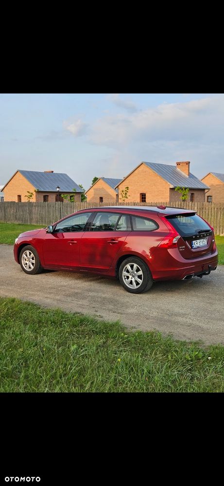 Volvo V60 D4 Drive-E Momentum - 6