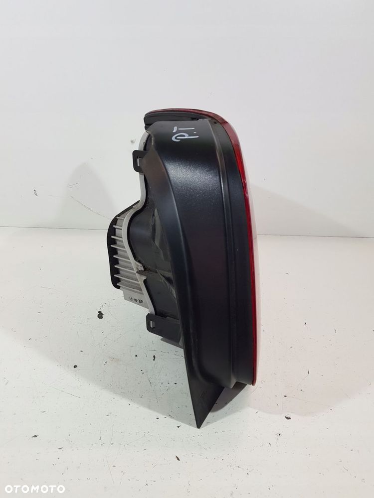 lampa prawy tył vw polo v 13r 3d 6r0945258a - 4