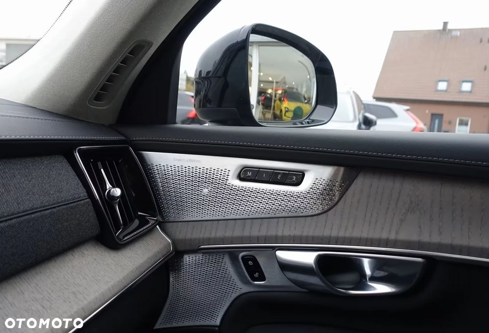Volvo XC 90 T8 AWD Ultra Dark - 11