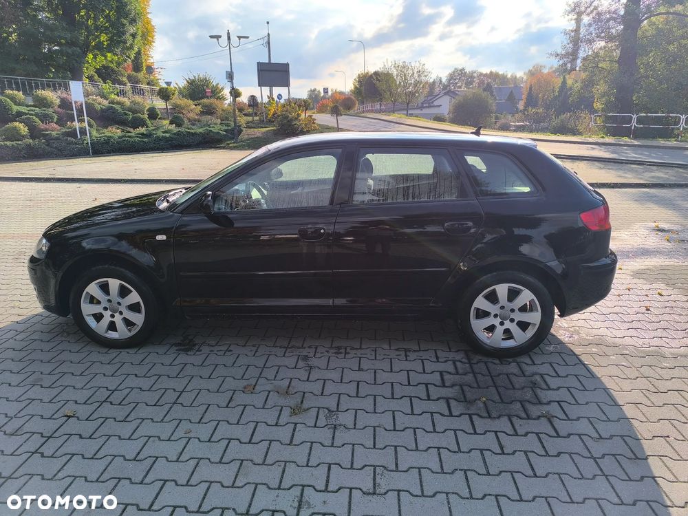 Audi A3 Sportback 2.0 TDI Ambiente - 1