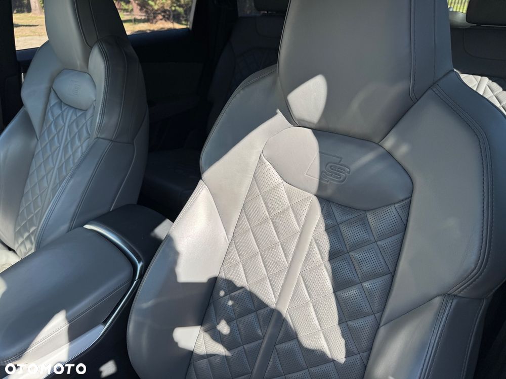 Audi SQ7 4.0 TDI Quattro Tiptronic - 9