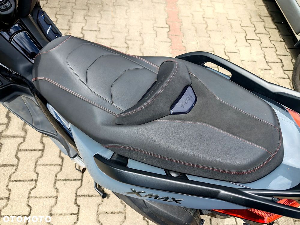 Yamaha X-max - 10